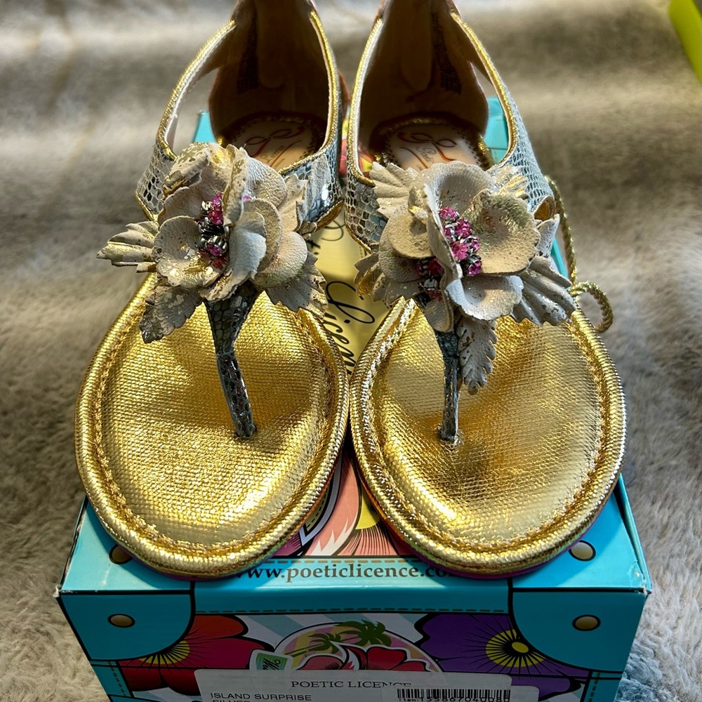 Poetic License Island Surprise Silver Snake Floral Sandals